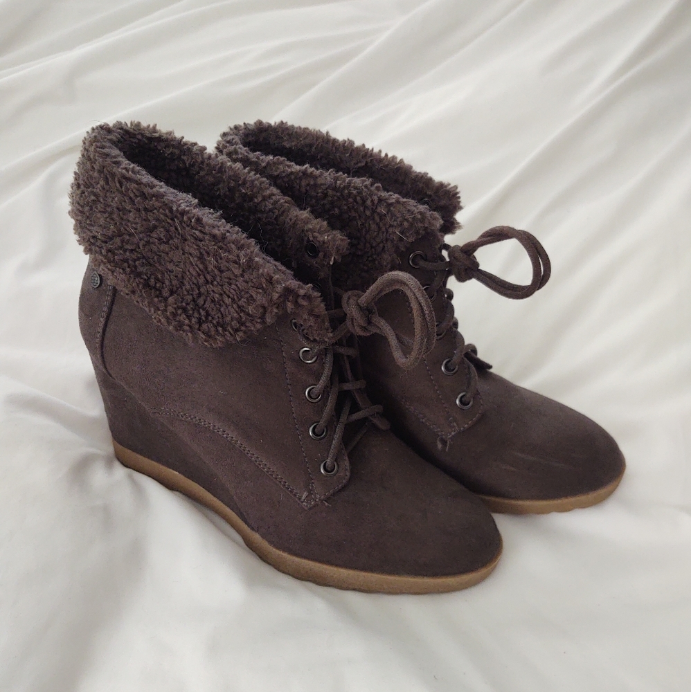 Dana Buchman wedge booties